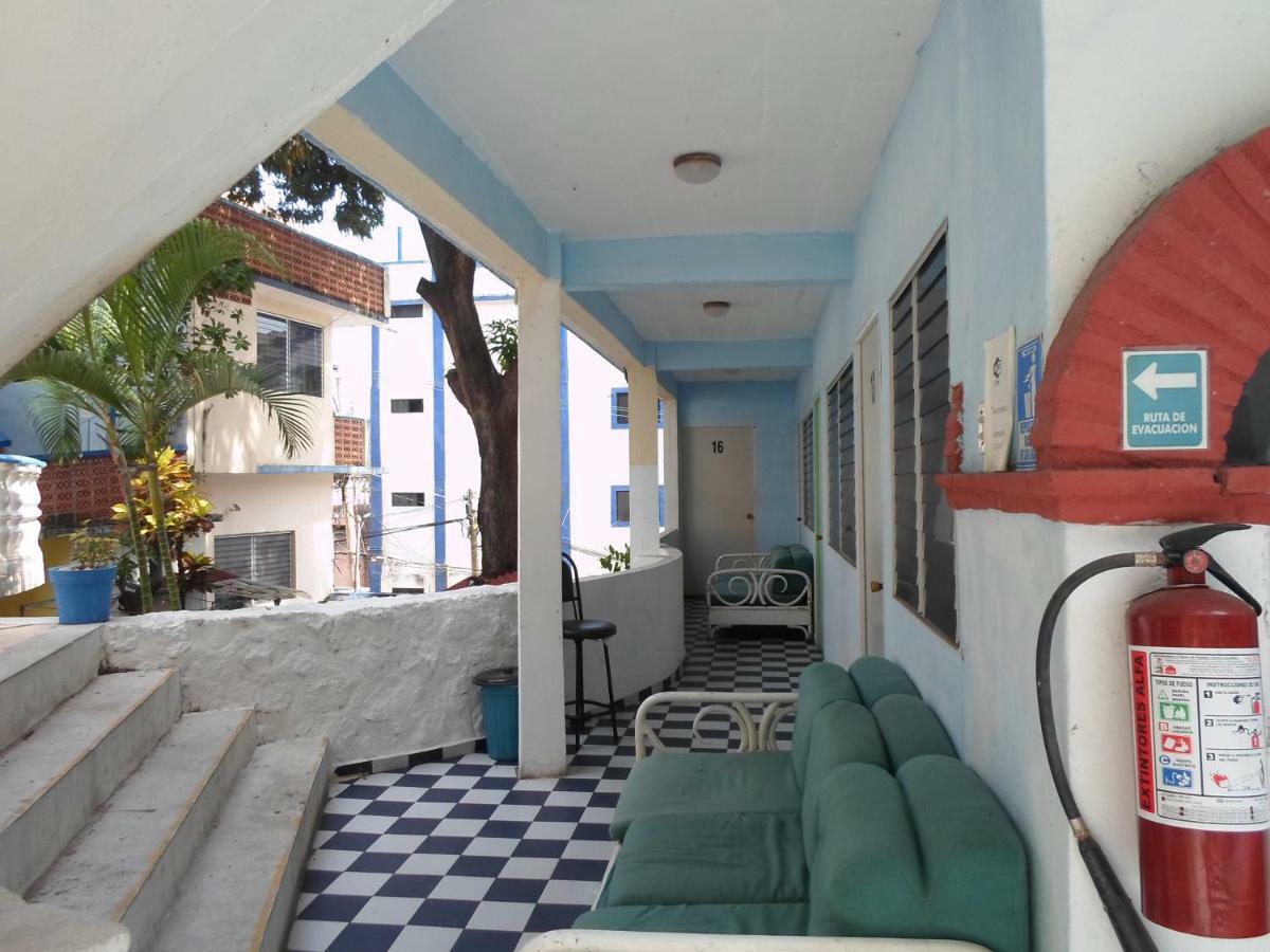 Casa De Huespedes Santa Fe Acapulco Hotell Eksteriør bilde